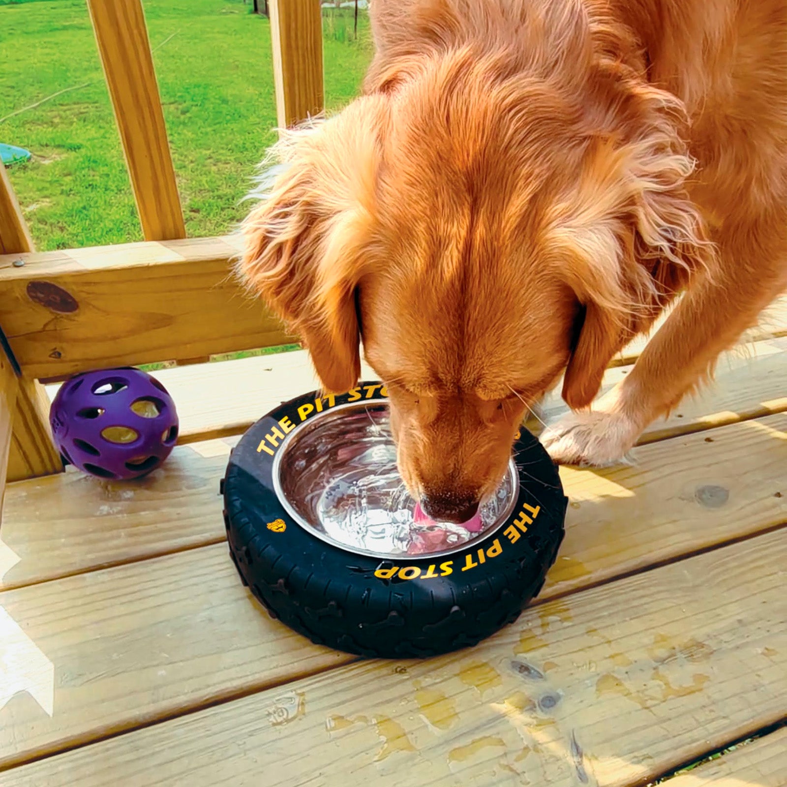 Tire-Shaped Dog bowl