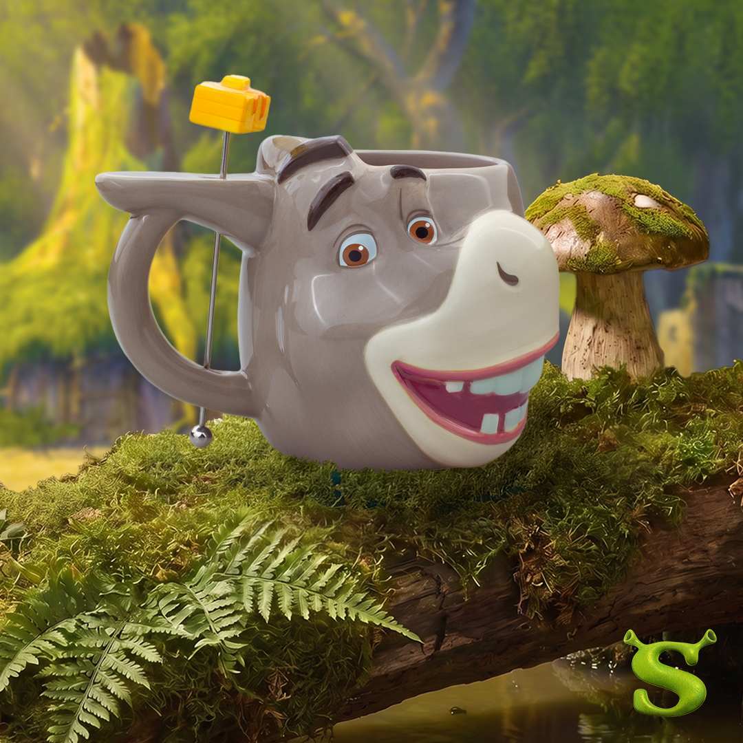 Shrek Donkey "I'm Making Waffles" 16 oz Ceramic Mug with Stir Stick