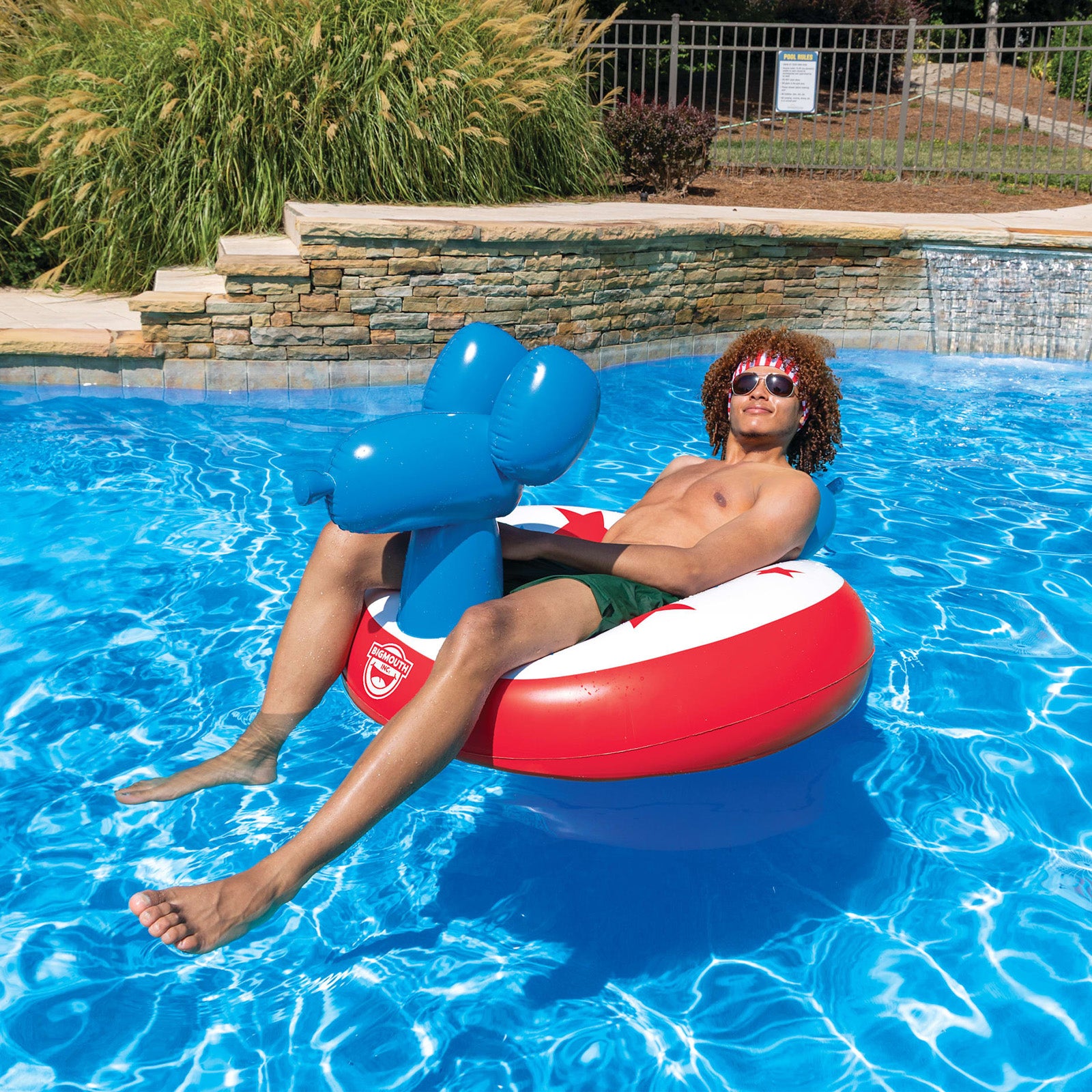 Patriotic Balloon Dog Pool Float – Inflated for the 250th
