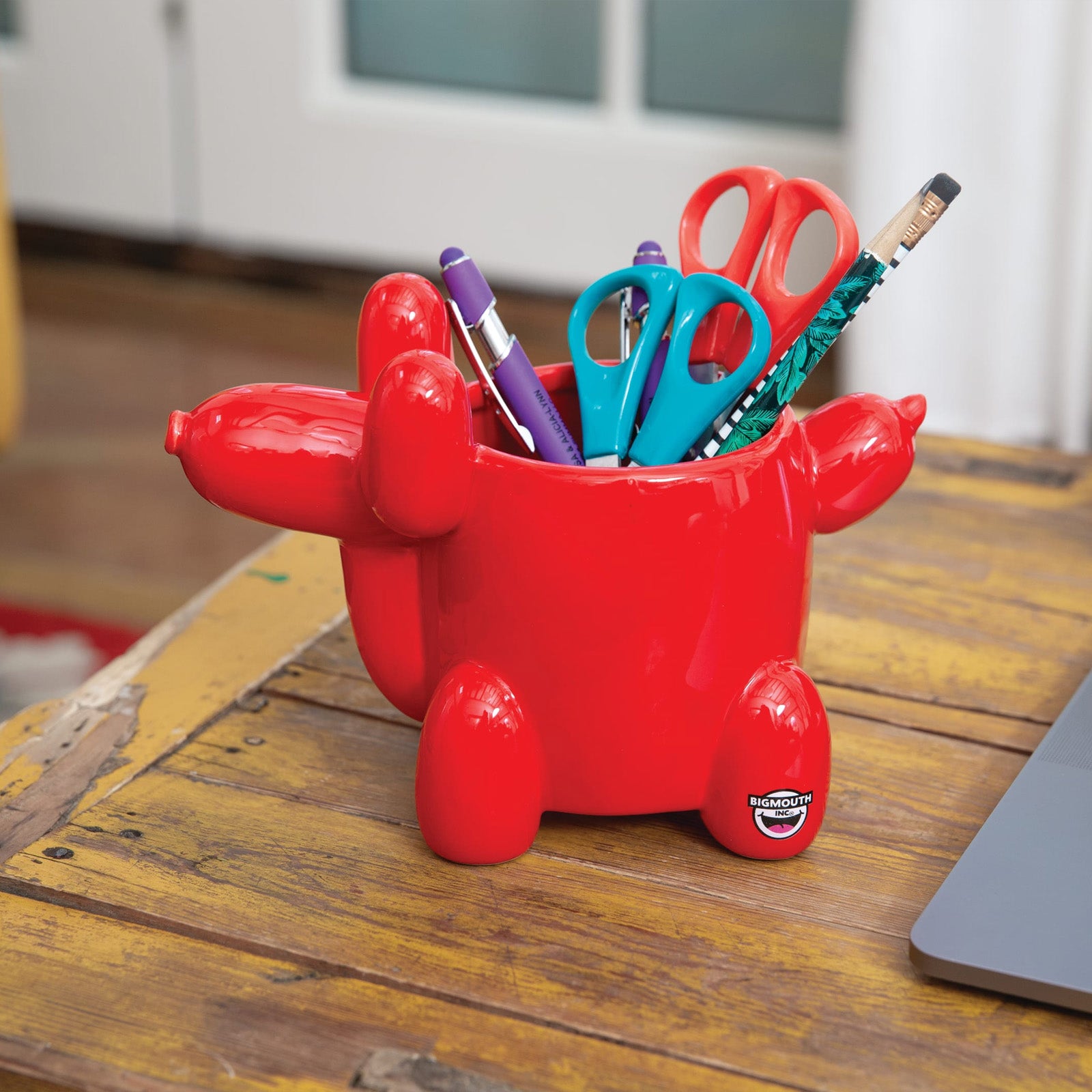 Balloon Dog Desk Mug