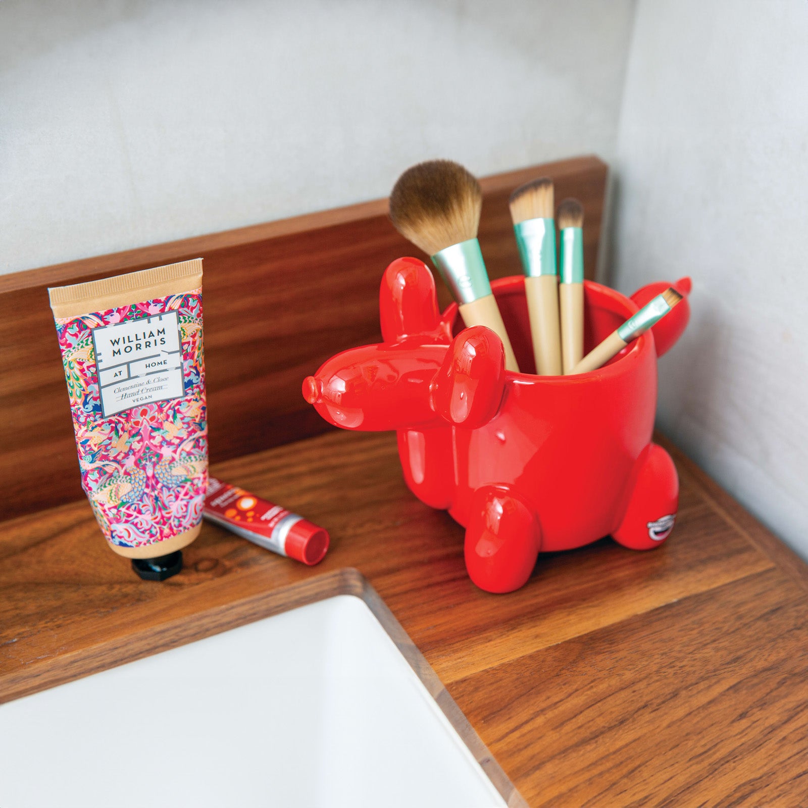 Balloon Dog Desk Mug