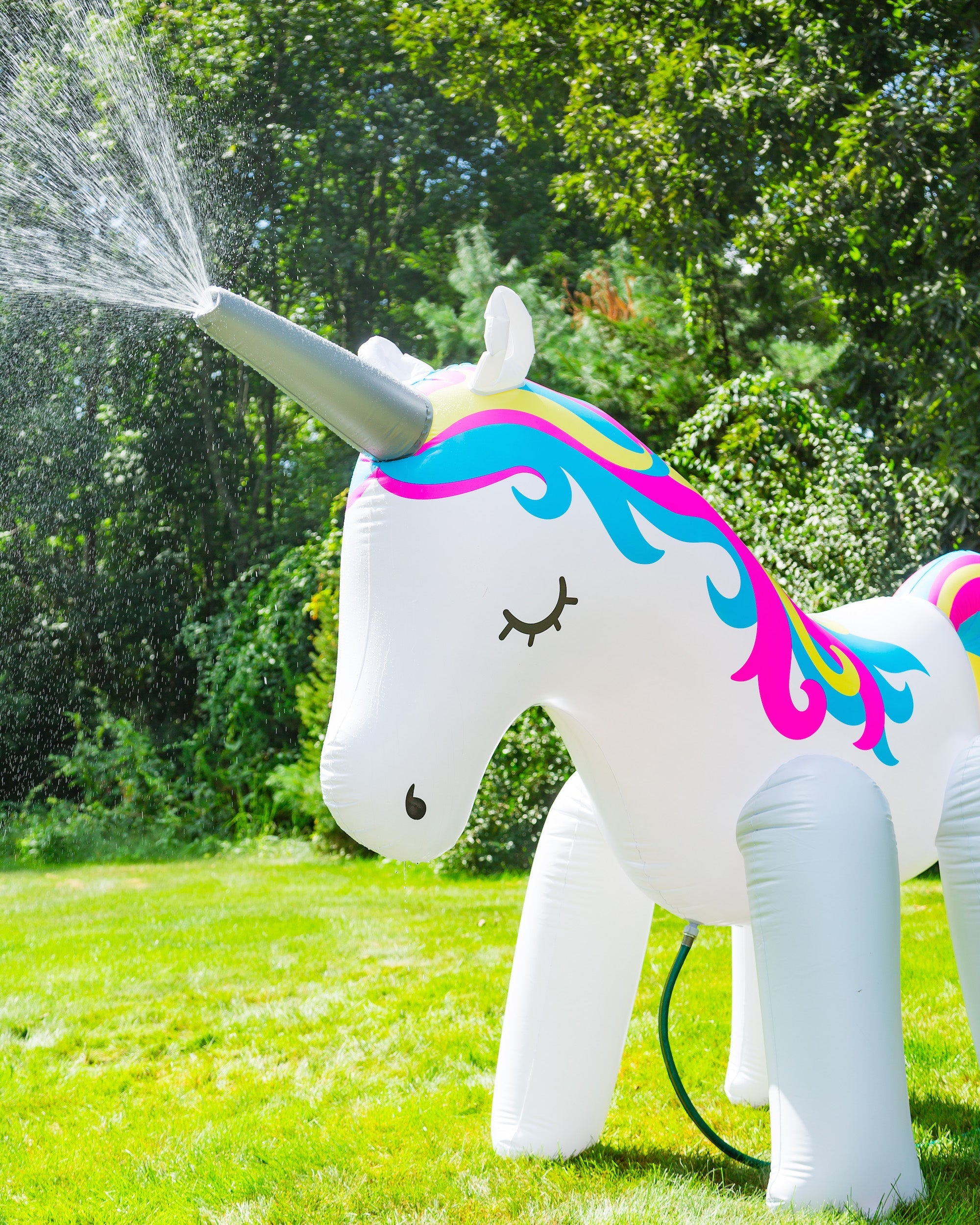 Fashion 6 foot unicorn sprinkler